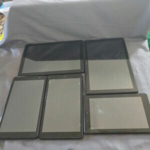 Lot of Broken Tablets For Parts or Repair Mixed Brands & Models